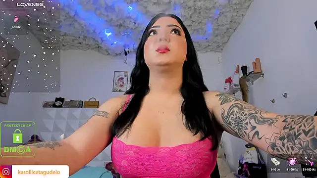 Snapshot of Karol_Green_Motorcycle chatting on 02-22-25, 07:34 Karol Green Motorcycle online show from 02-22-25, 07:34