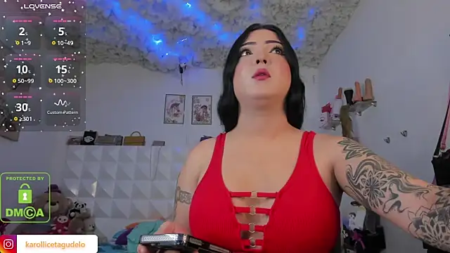 Snapshot of Karol_Green_Motorcycle chatting on 02-23-25, 07:00 Karol Green Motorcycle online show from 02-23-25, 07:00