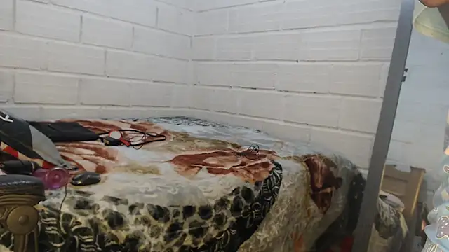 sexyjustin202 online show from 09-23-25, 02:29