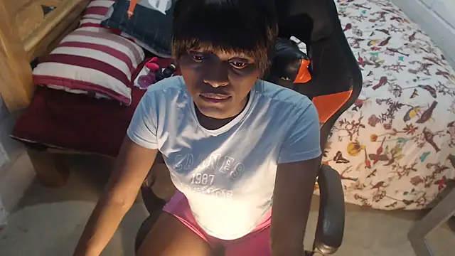 sexyjustin202 online show from 10-11-25, 12:00