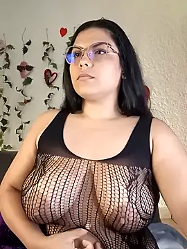 kittylu   online show from 02-24-25, 08:49