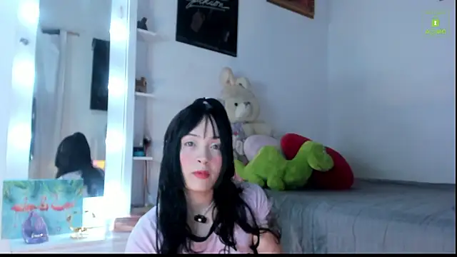 miaa-lee online show from 11-22-25, 02:21