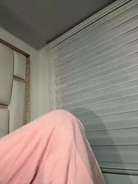 perla kem  online show from 02-15-26, 12:55