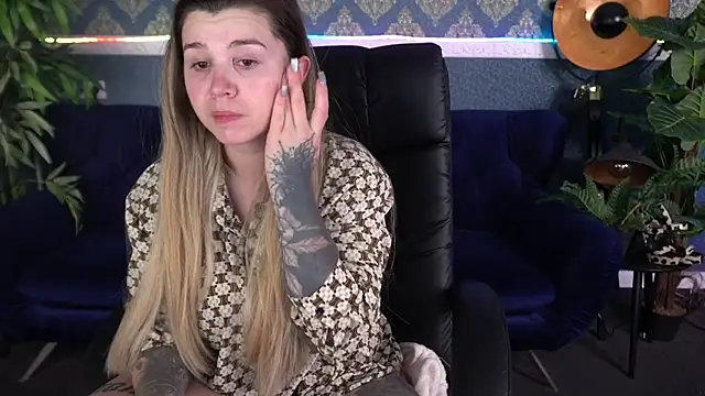 AmellyMilly online show from 12-05-25, 07:55