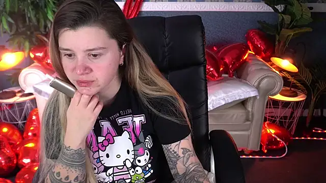 Snapshot of AmellyMilly chatting on 02-21-26, 01:46 AmellyMilly online show from 02-21-26, 01:46