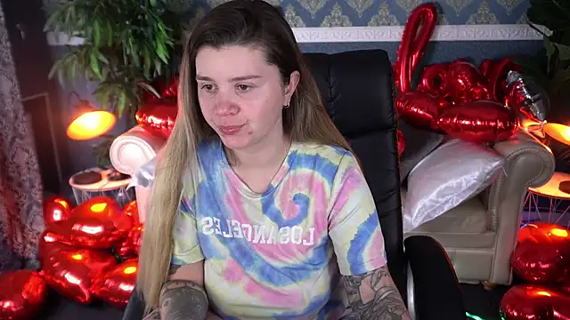 Snapshot of AmellyMilly chatting on 02-06-26, 01:51 AmellyMilly online show from 02-06-26, 01:51