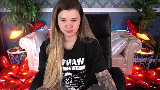 Snapshot of AmellyMilly chatting on 02-17-26, 07:55 AmellyMilly online show from 02-17-26, 07:55