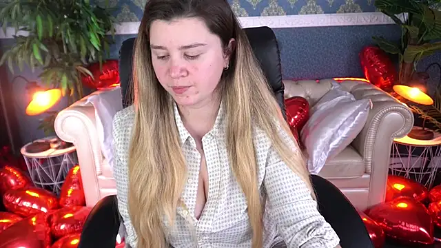 Snapshot of AmellyMilly chatting on 02-16-26, 02:05 AmellyMilly online show from 02-16-26, 02:05