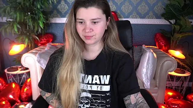 Snapshot of AmellyMilly chatting on 02-14-26, 01:33 AmellyMilly online show from 02-14-26, 01:33