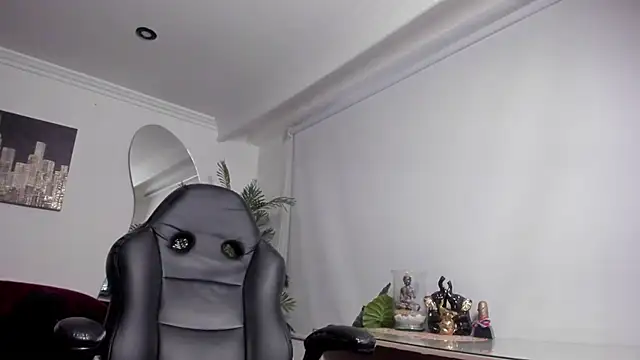 Meghan320 online show from 03-19-26, 11:32