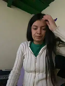 Snapshot of Meghan320 chatting on 03-19-25, 01:51 Meghan320 online show from 03-19-25, 01:51