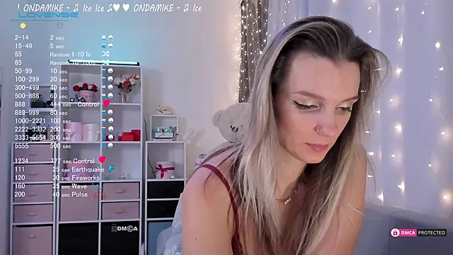 Snapshot of Karamelsw_ chatting on 01-26-25, 03:38 Karamelsw  online show from 01-26-25, 03:38