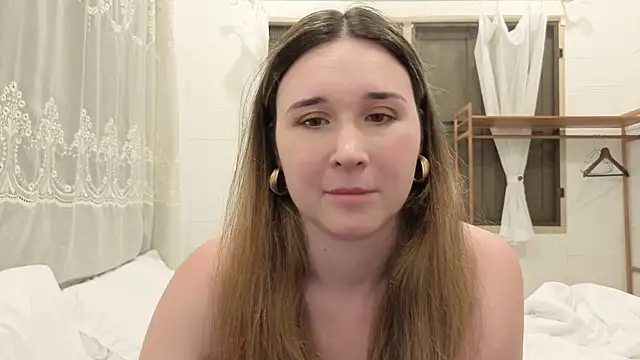 MaryHillx online show from 04-11-26, 07:39