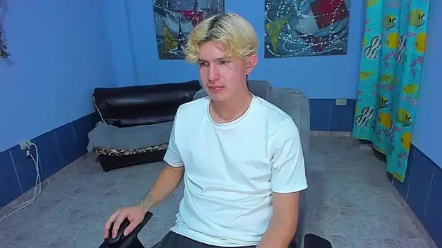 patrik 027 online show from 11-17-25, 08:35