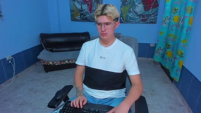 patrik 027 online show from 11-26-25, 08:14