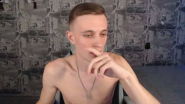 Snapshot of Oliver_Fresh chatting on 02-19-25, 12:11 Oliver Fresh online show from 02-19-25, 12:11