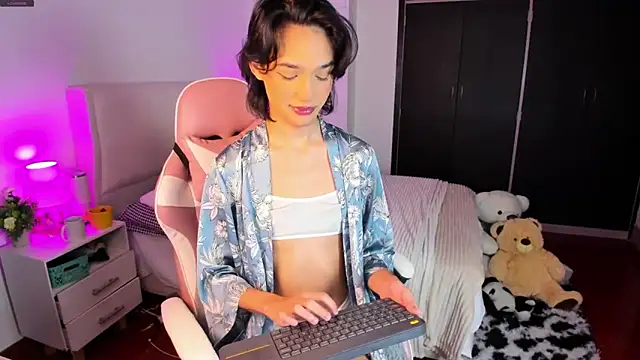 Ainhoads online show from 03-19-26, 08:25