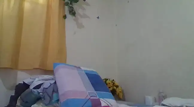 Snapshot of Ranny18l chatting on 03-12-25, 07:57 Ranny18l online show from 03-12-25, 07:57
