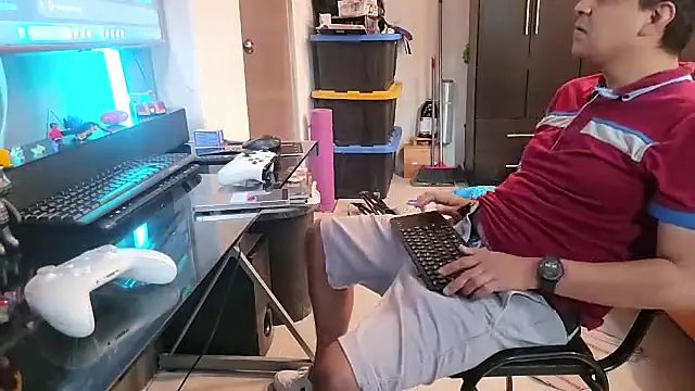 thor000089 online show from 09-28-25, 11:23