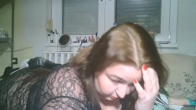 Snapshot of Mileva88 chatting on 01-19-26, 04:33 Mileva88 online show from 01-19-26, 04:33