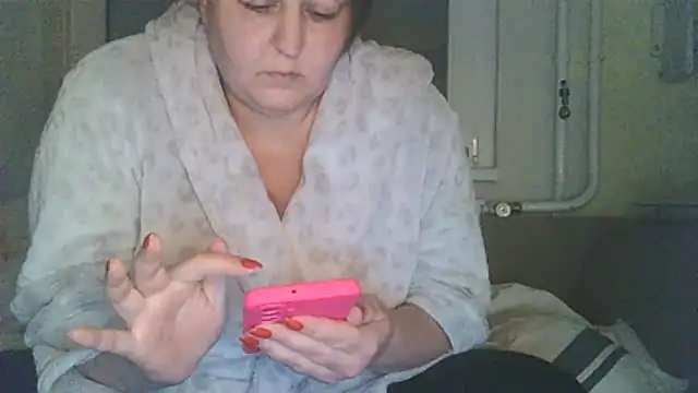 Snapshot of Mileva88 chatting on 02-13-26, 05:51 Mileva88 online show from 02-13-26, 05:51