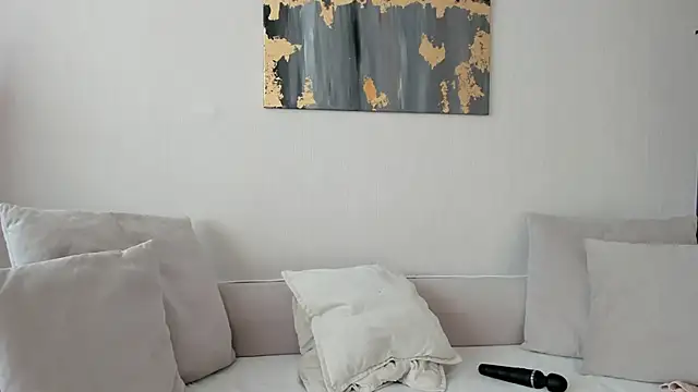 Mia Callme online show from 03-07-25, 12:45