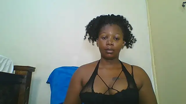 Snapshot of CuteJ chatting on 06-10-26, 10:33 CuteJ online show from 06-10-26, 10:33