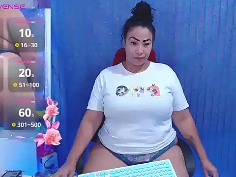 mature beautifull online show from 05-18-26, 01:17