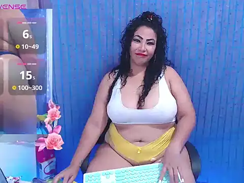 mature beautifull online show from 05-15-26, 10:52