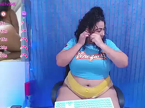 mature beautifull online show from 07-17-26, 03:15