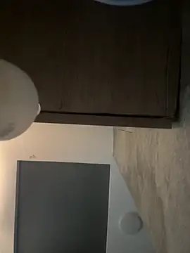 CeliWoods online show from 12-21-25, 10:06