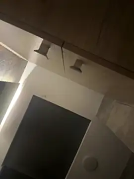 Snapshot of CeliWoods chatting on 02-17-26, 10:23 CeliWoods online show from 02-17-26, 10:23