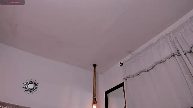 Snapshot of CeliWoods chatting on 06-12-26, 11:08 CeliWoods online show from 06-12-26, 11:08