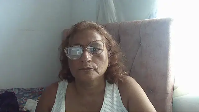 Snapshot of charrysexy1 chatting on 02-16-26, 05:00 charrysexy1 online show from 02-16-26, 05:00