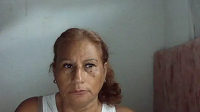 Snapshot of charrysexy1 chatting on 02-20-26, 12:18 charrysexy1 online show from 02-20-26, 12:18