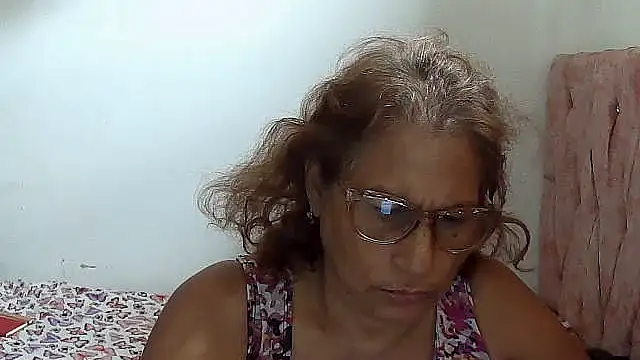 Snapshot of charrysexy1 chatting on 02-07-26, 06:38 charrysexy1 online show from 02-07-26, 06:38