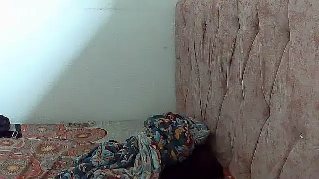 Snapshot of charrysexy1 chatting on 02-10-26, 02:38 charrysexy1 online show from 02-10-26, 02:38