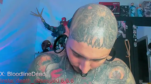 Snapshot of DEATHINK666XX chatting on 09-21-25, 04:06 DEATHINK666XX online show from 09-21-25, 04:06