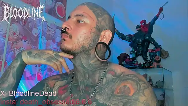 Snapshot of DEATHINK666XX chatting on 09-15-25, 03:56 DEATHINK666XX online show from 09-15-25, 03:56