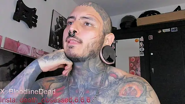 Snapshot of DEATHINK666XX chatting on 03-07-25, 08:44 DEATHINK666XX online show from 03-07-25, 08:44