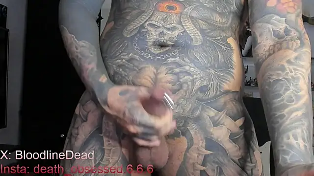 Snapshot of DEATHINK666XX chatting on 03-08-25, 05:54 DEATHINK666XX online show from 03-08-25, 05:54
