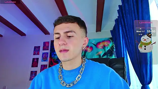 Snapshot of dimitri-bilak chatting on 12-05-24, 10:17 dimitri-bilak online show from 12-05-24, 10:17