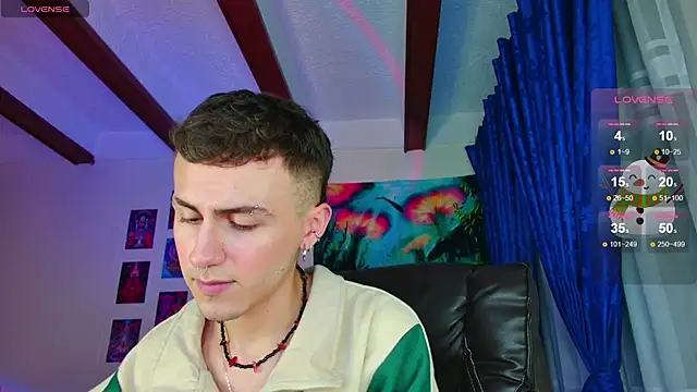 Snapshot of dimitri-bilak chatting on 12-17-24, 12:34 dimitri-bilak online show from 12-17-24, 12:34