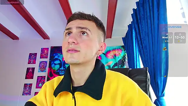 Snapshot of dimitri-bilak chatting on 12-03-24, 09:39 dimitri-bilak online show from 12-03-24, 09:39