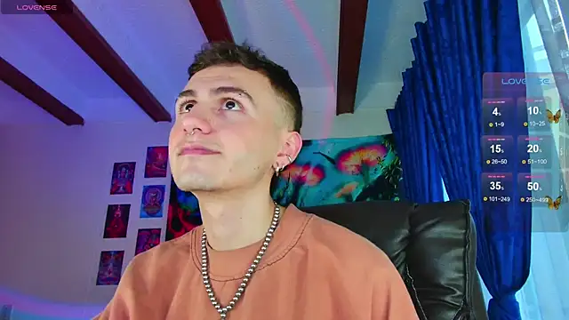 Snapshot of dimitri-bilak chatting on 12-04-24, 10:35 dimitri-bilak online show from 12-04-24, 10:35