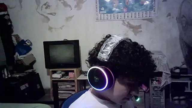 Snapshot of Emv2 chatting on 02-04-26, 06:08 Emv2 online show from 02-04-26, 06:08