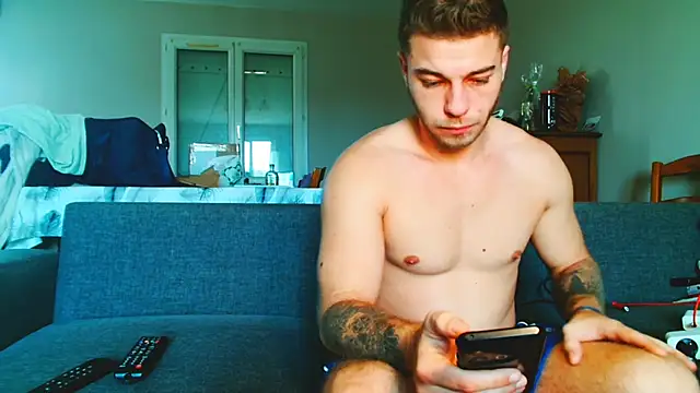 Elkafit28 online show from 04-13-26, 08:18