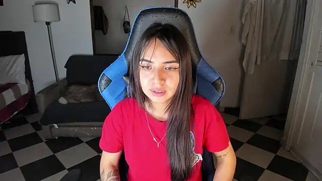 Miss Nicole online show from 03-14-25, 04:43