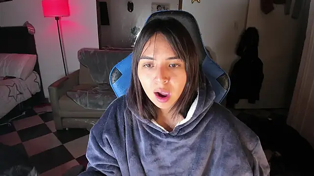 Miss Nicole online show from 03-09-25, 03:22