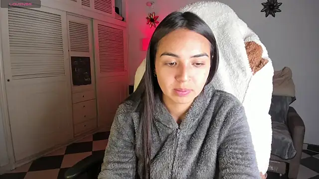 Miss Nicole online show from 02-01-25, 02:47